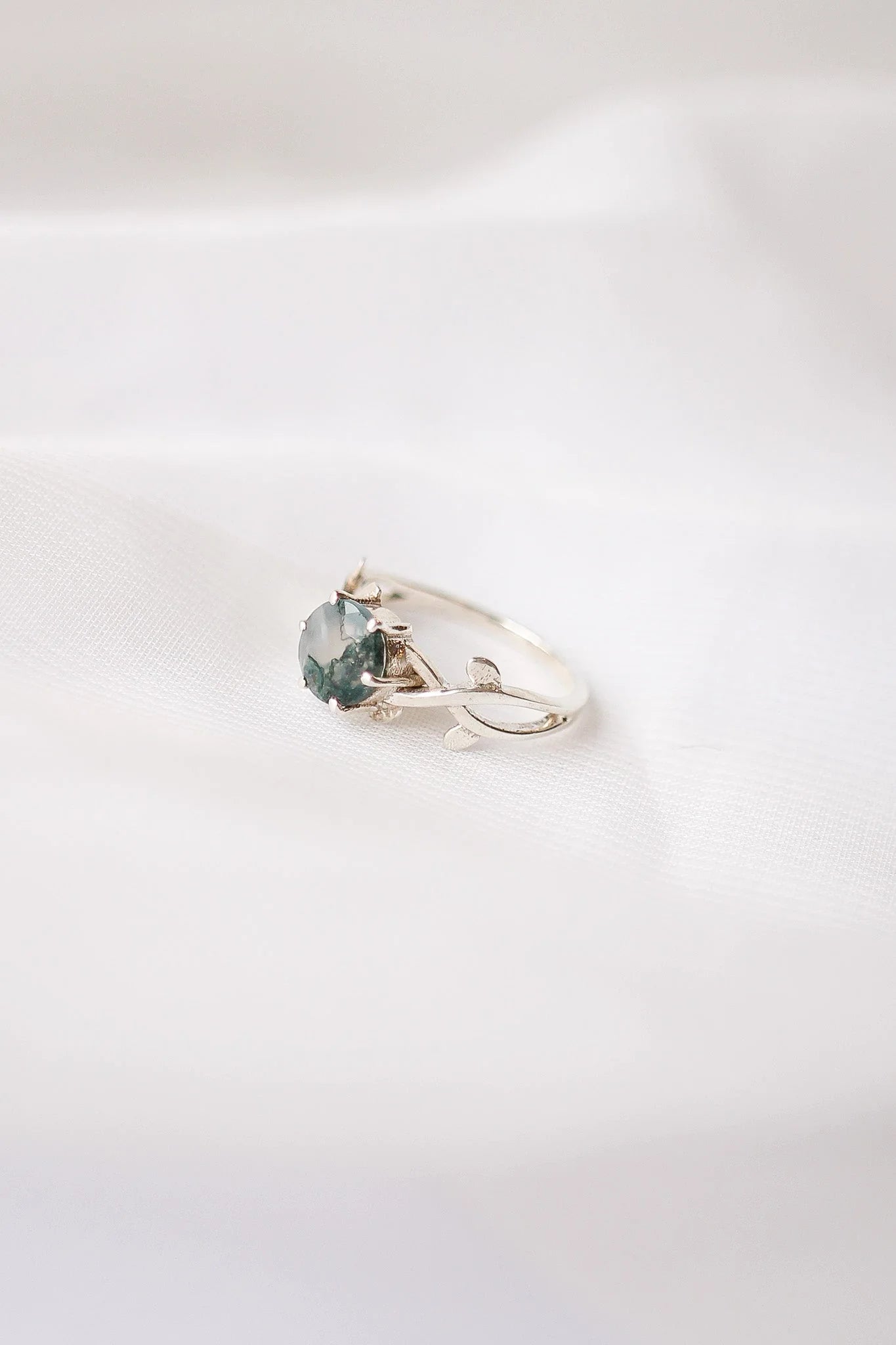 Willow Moss Agate Ring